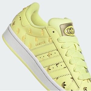 NWB Adidas Campus shoes size 7 in gold